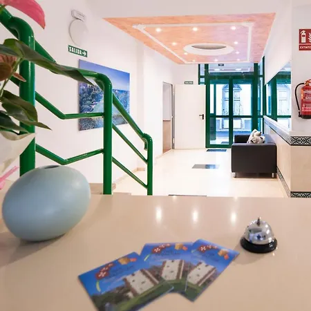 Gomera Apartmanhotel 2*