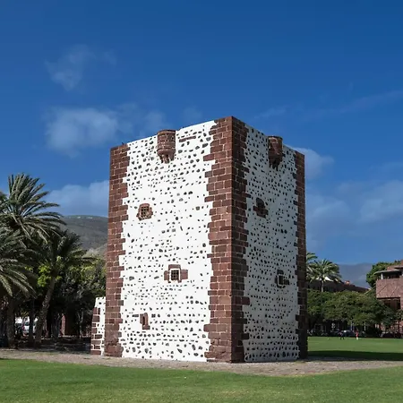 Gomera Apart Otel 2*